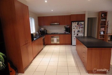 Property photo of 1/4 Jade Way Hillside VIC 3037