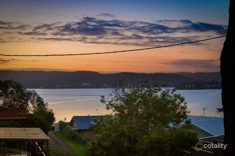 Property photo of 297E Avoca Drive Green Point NSW 2251