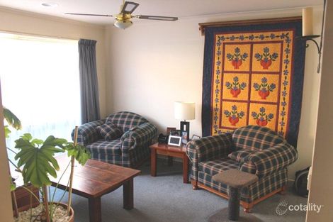 Property photo of 25 Community Parade Narre Warren South VIC 3805