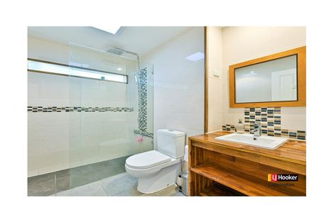 Property photo of 27 Manooka Crescent Bradbury NSW 2560