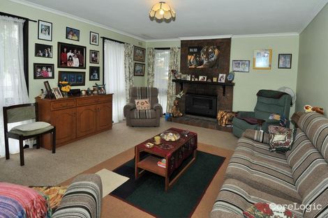 Property photo of 2 Columbia Court Deer Park VIC 3023