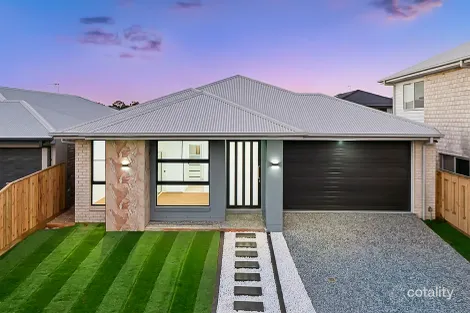 124 BLOSSOM CCT, DEEBING HEIGHTS, QLD 4306