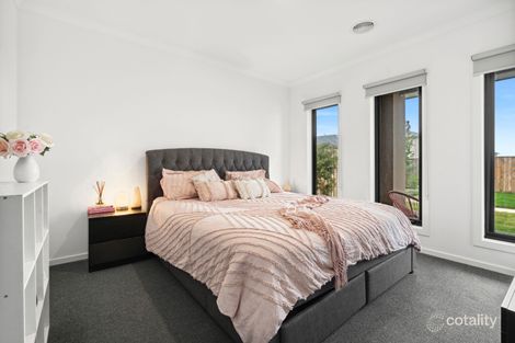 Property photo of 3 Spree Place Lara VIC 3212