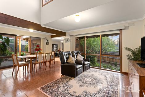 Property photo of 3 Glen Orchard Close Templestowe VIC 3106