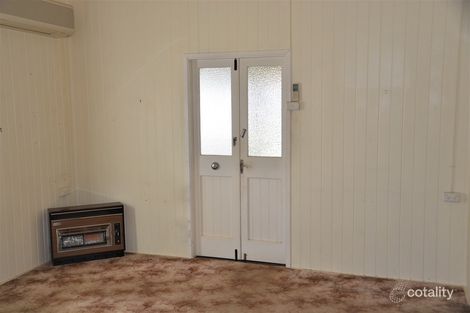 Property photo of 48 Geoffrey Street Mount Lofty QLD 4350