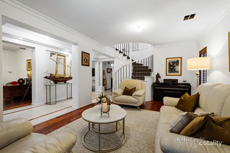 Property photo of 8 Nevada Retreat Bulleen VIC 3105