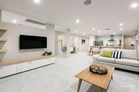 11 Turnix St, Wandi, WA 6167