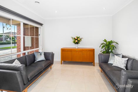 Property photo of 9 Lake View Boulevard Keysborough VIC 3173