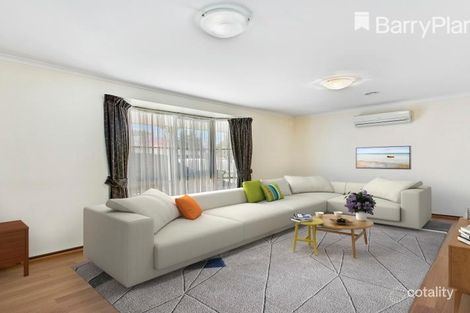 Property photo of 7 Parklea Close Narre Warren VIC 3805