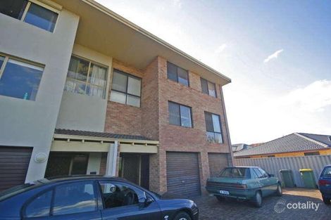 Property photo of 4/79 Hickman Road Silver Sands WA 6210