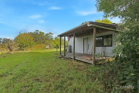 Property photo of 1318 Booral Road Girvan NSW 2425