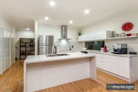 Property photo of 8 Meridian Circuit Berwick VIC 3806