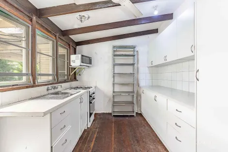 Property photo of 16 Wansfell Street Picnic Bay QLD 4819