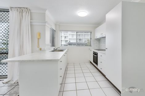Property photo of 4/516 Marine Parade Biggera Waters QLD 4216