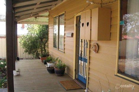 Property photo of 10 Beaconsfield Parade Glenrowan VIC 3675