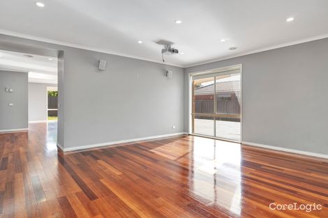 Property photo of 7 Manifera Close Manor Lakes VIC 3024