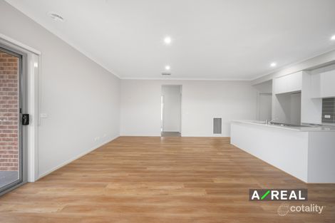 Property photo of 3 Wenachee Street Tarneit VIC 3029