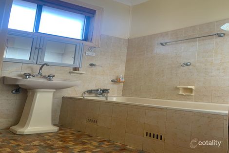 Property photo of 40 Station Street Fairfield NSW 2165