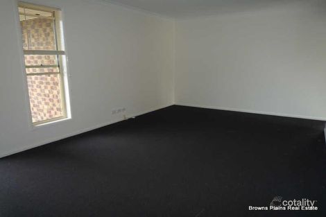 Property photo of 17 Benjamina Circuit Regents Park QLD 4118
