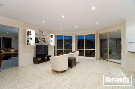 Property photo of 22 Postregna Way Skye VIC 3977