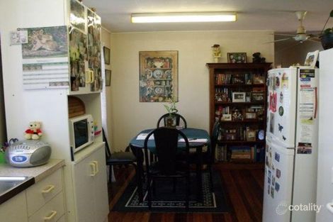 Property photo of 32 Longland Street Redcliffe QLD 4020
