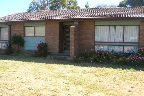 Property photo of 8 Gundaroo Place Churchill VIC 3842