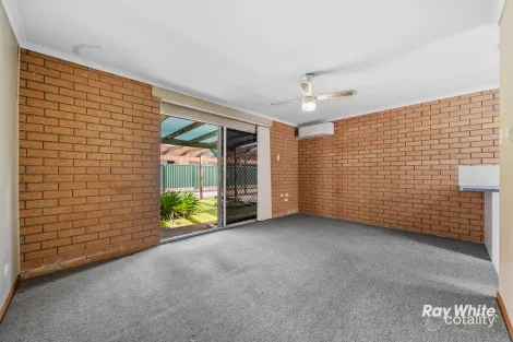 Property photo of 2/95 Chambers Flat Road Marsden QLD 4132