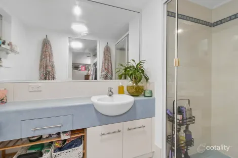 Property photo of 1/275-277 Esplanade Cairns North QLD 4870