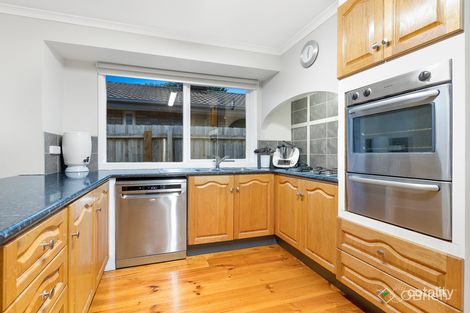 Property photo of 23 Shiraz Crescent Narre Warren VIC 3805