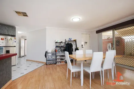 Property photo of 32 Yarrow Drive Bennett Springs WA 6063