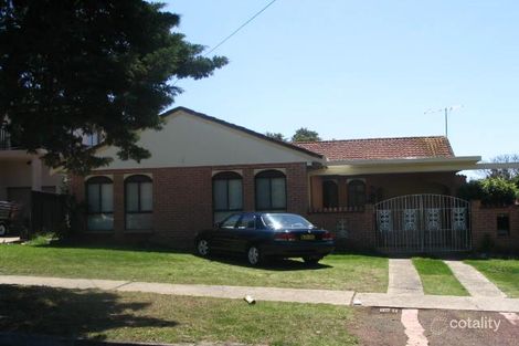 Property photo of 18 Shortland Avenue Lurnea NSW 2170