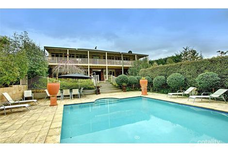 Property photo of 24 Baringa Road Croydon North VIC 3136