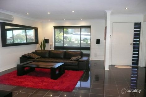 Property photo of 23 Romeo Crescent Rosemeadow NSW 2560