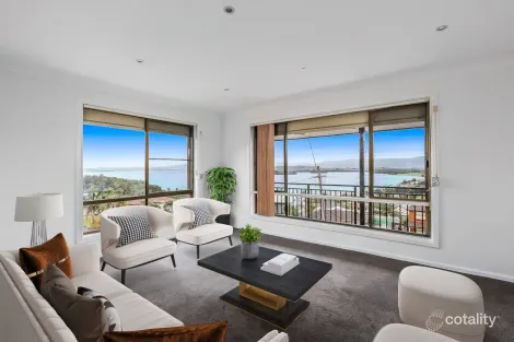 Property photo of 76 Hassan Street Lake Heights NSW 2502