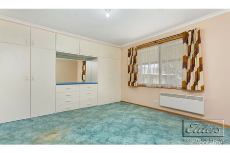 Property photo of 16 Beverley Street Kangaroo Flat VIC 3555