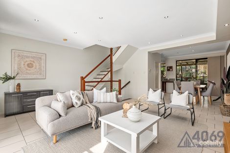 Property photo of 37 Cunningham Street Taringa QLD 4068