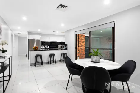 Property photo of 2 Brokenwood Place Baulkham Hills NSW 2153