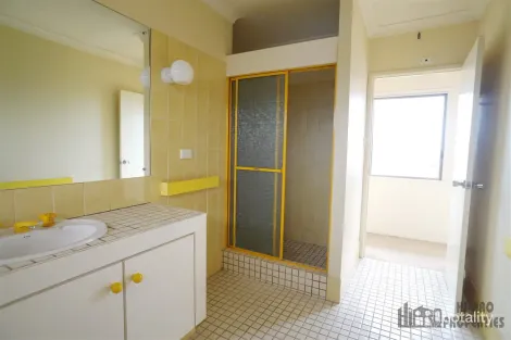 Property photo of 114 Waverley Road Camp Hill QLD 4152