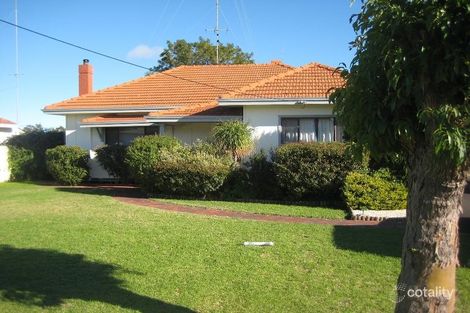 8 Grieves St, Harvey, WA 6220