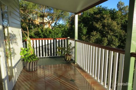 1/15 Baragoola St, Coorparoo, QLD 4151