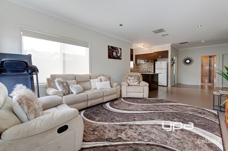 Property photo of 25A Darebin Court Meadow Heights VIC 3048