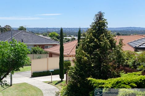 Property photo of 3 McCardle Court Endeavour Hills VIC 3802