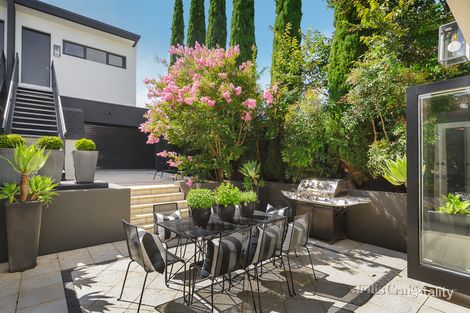 Property photo of 2/516 Tooronga Road Hawthorn East VIC 3123