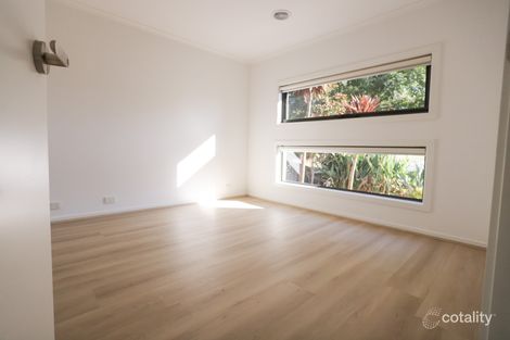 Property photo of 70 Duncombe Park Way Deer Park VIC 3023