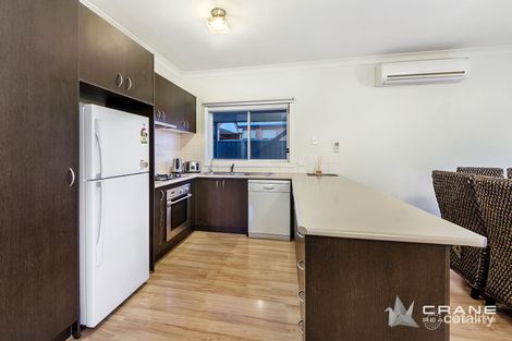 Property photo of 21 Dobell Crescent Caroline Springs VIC 3023
