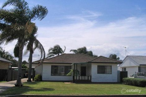 Property photo of 9 Pur Pur Avenue Lake Illawarra NSW 2528