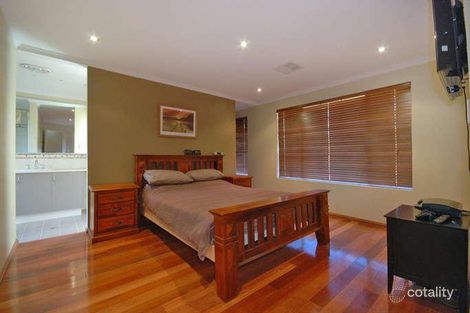 Property photo of 16 Auckland Way Hocking WA 6065