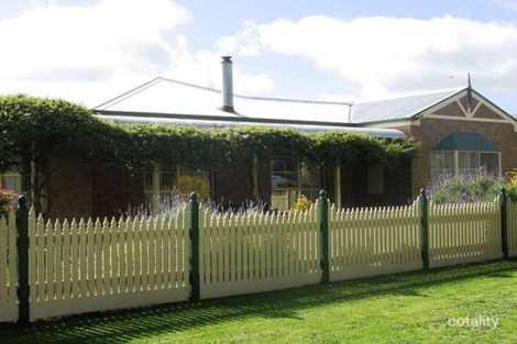 14 High St, Koroit, VIC 3282