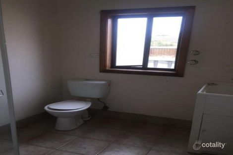 Property photo of 2/160 Fullerton Street Stockton NSW 2295