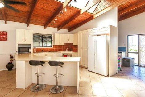 421 Laurel Bank Rd, Alton Downs, QLD 4702